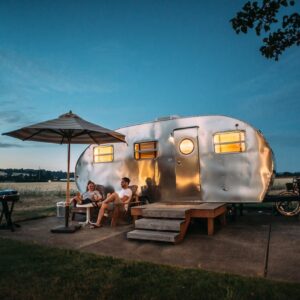 Living In A Trailer Doesn't Have To Be Bad - Here's How To Do It